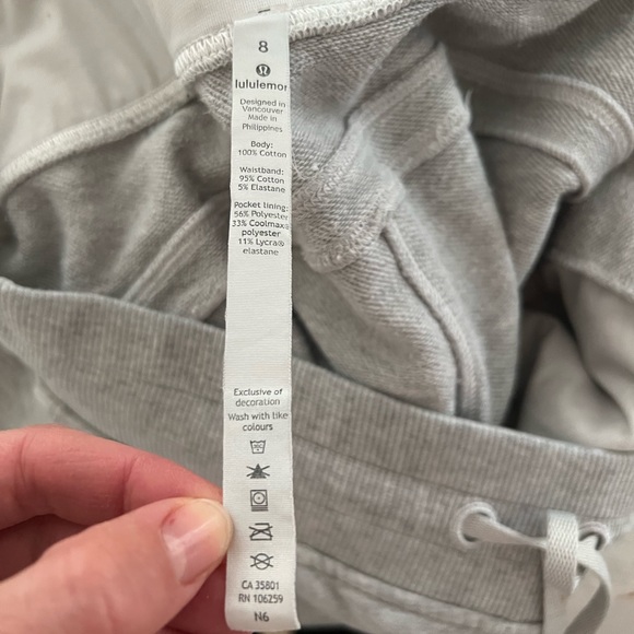 Lululemon Scuba High Rise Jogger - Picture 3 of 6